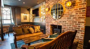 Kings Arms Hotel - Image 4