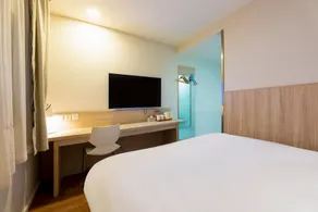 Hanting Hotel Zhengzhou Erqi Square - Image 2