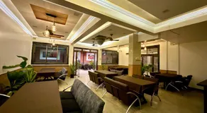 TAKHT- Executive Suites and Rooms - Image 4