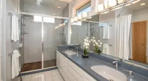 Private Home with Breathtaking Ocean Views - walk to Beaches Restaurants - Image 2