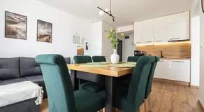 SOLEK, Apartamenty hotelowe i pokoje gościnne ze śniadaniem, przyjazne zwierzętom, wyjątkowe, z widokiem na Jezioro Jamno i w bardzo bliskiej odległości od morza - Image 2