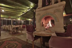 Turbel Cave House - Image 3