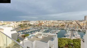 Stunning 2BR penthouse with harbour view & BBQ by 360 Estates - Image 5