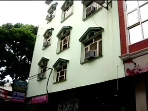 Hotel Garden View - Near Karol Bagh Metro Station and Gaffar Market - Image 3