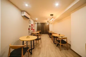 Townhouse 557 Near Golf course road - Image 5