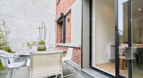 2 bedroom apartment w/ courtyard at Croisé Laroche - Image 5