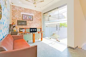 Hotel O Paradise Residency - Image 2