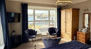 Channel View Hotel - Image 2