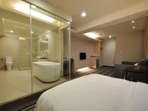 Sun Sweet Hotel - Image 4