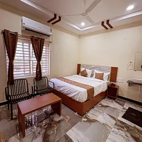 Hotel lavkush - Image 2