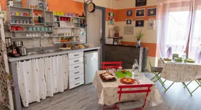 Caicai Bed And Breakfast - Image 3