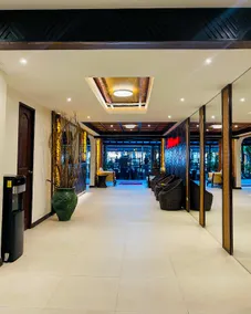 Red Coconut Beach Hotel Boracay - Image 4
