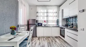 ARI AQUA Apartment with Balcony - Image 3