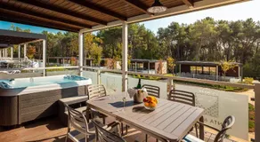2 Bedroom Awesome Stacaravan In Vabriga - Image 3