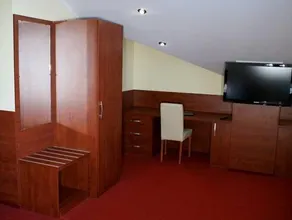 Hotel Amber - Image 2