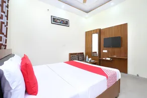 Hotel O Flagship Hotel Amarpali - Image 2
