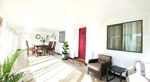 Desert Lakeside Resort - Image 5