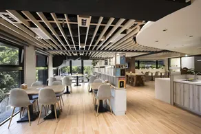Darlon Hotel - Image 4
