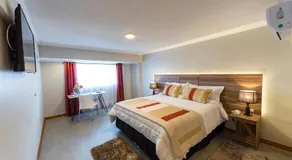 Hotel Insigne - Image 2