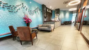 Win Hotel - Image 2