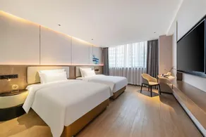 Yian Business Hotel - Image 5