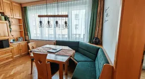 Vintage Apartment - Image 2