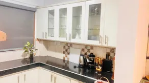Leons house - Image 5