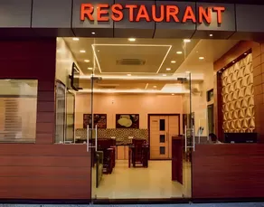 Hotel Highway Memories - Image 2