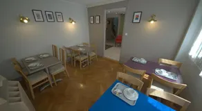 Hotel Lux - Image 3