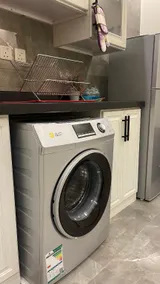 شقة انيقة بصالة وغرفة نوم - مدخل خاص - Image 2