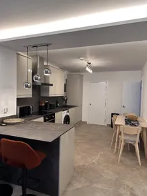 Aya's Snaresbrook Apartment - Image 4