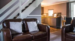 Home Farm Apartments - Image 2