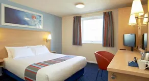 Travelodge Great Yarmouth Acle - Image 5