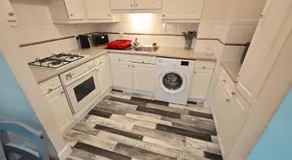 Charming 3 Bed Home in Central London, Abbey Road - Image 3