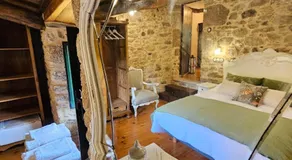 A Casa dos Avós es una casa de Piedra de 1850 con Piscina y en plena Naturaleza en Galicia - Image 2