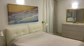 King' s Apartment - Image 2