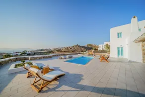 Blue Pearl • Dreamy 4BR Villa by the Sea - Image 5