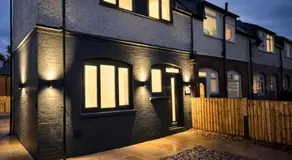 Boutique Home MCR with Games Table, Sleeps 9 - Image 4