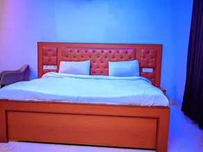 Hotel O Lavish Hotel - Image 2