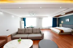 Yuekewan Holiday Hotel (Wangdu Bus Station Branch) - Image 2
