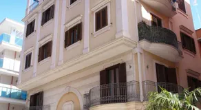 Napolitano Palace - Image 3
