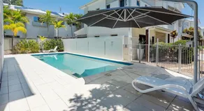 Lux Beach Front Apartment - Image 3