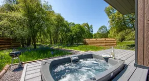 The Stag, Luxury pod with hot tub, Croft4glamping - Image 3