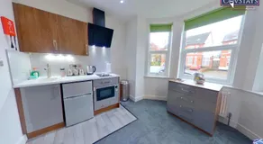 Victoria House - Deluxe Studios in Coventry City Centre, free parking, by COVSTAYS - Image 5