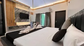 The Whispering Palms Resort - Image 2