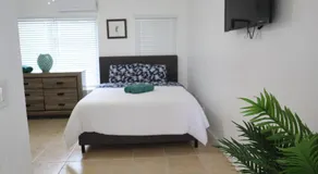 Singer Island Inn/ Deluxe Studio - Image 5