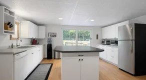 Suite and Simple - Image 3