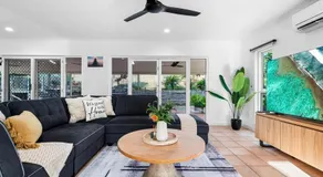 Cullen Bay Retreat with Pool - Balcony & Marina Stroll - Image 3