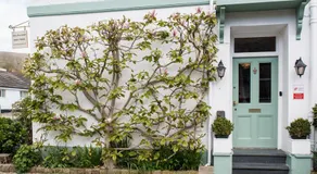Llety Brynawel Guest House - Image 3