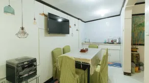 JBs Transient House - Image 3